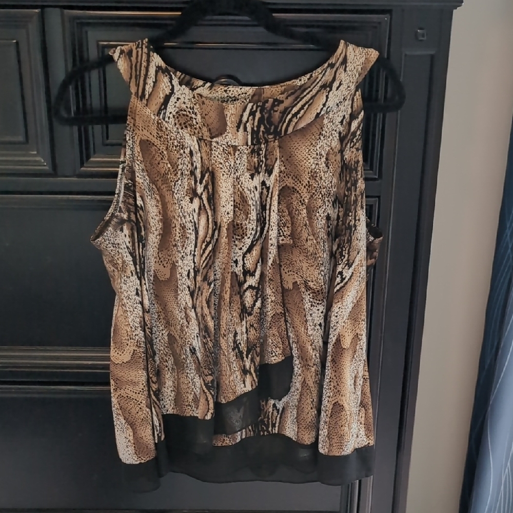 Women's Sleeveless Snake Print Top